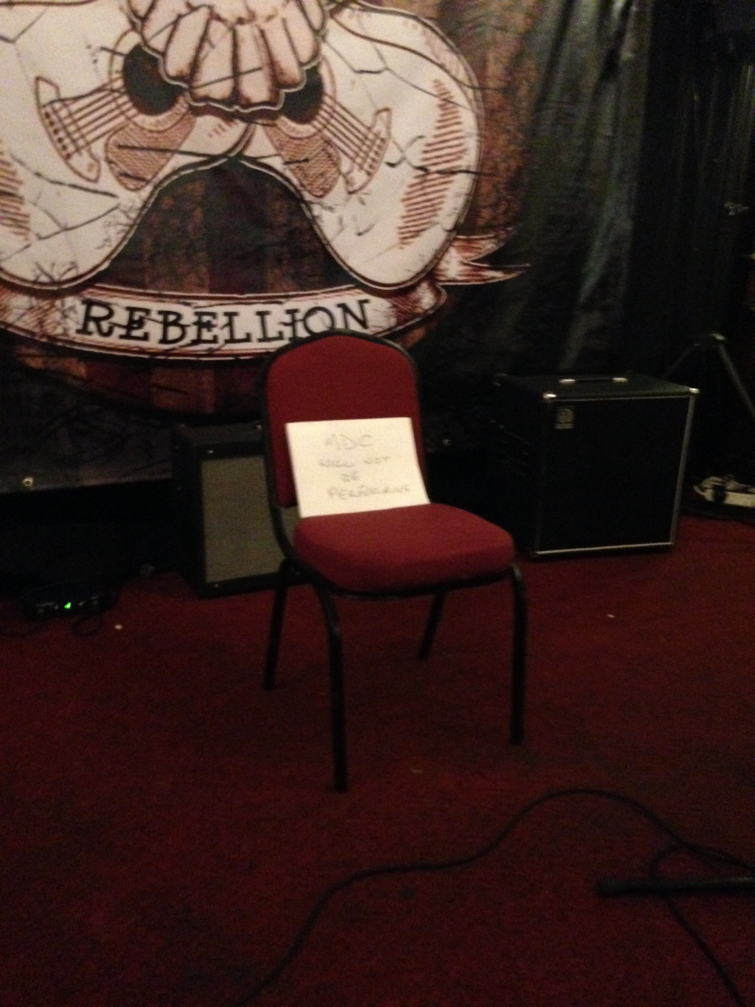 MDC no show for acoustic set